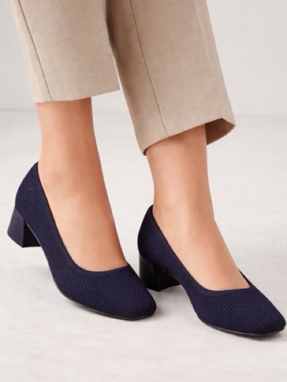 VIVAIA Melody Square Toe Chunky Heel Size 41 9.5 NEW IN BOX